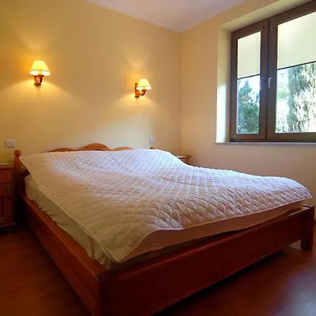 Bursztynowa 1 Poddąbie