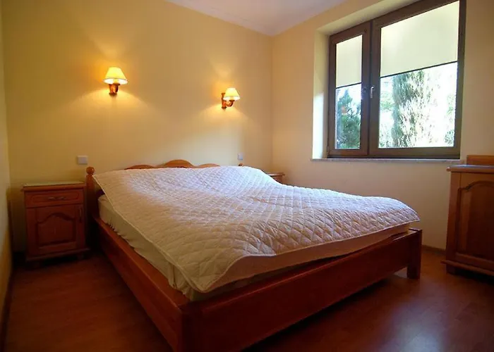 Bursztynowa 1 Poddąbie